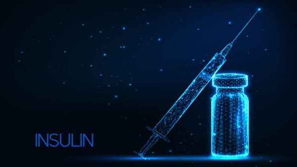 Hình ảnh kim tiêm và lọ insulin phát sáng