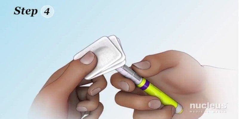Hướng dẫn sử dụng bút tiêm insulin: sát trùng bút insulin